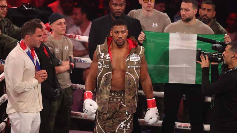 boxerul anthony joshua a fost ranit intr un accident rutier grav in nigeria doua persoane au murit 6952d6cc330e1