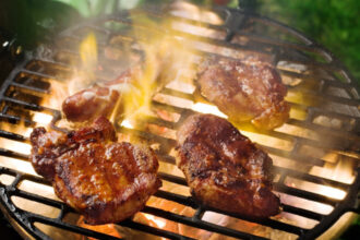 carnea procesata comparata cu tigarile in studii despre cancer cercetatorii cer avertismente pe ambalaje ce produse trebuie evitate 694b7698bdb6b