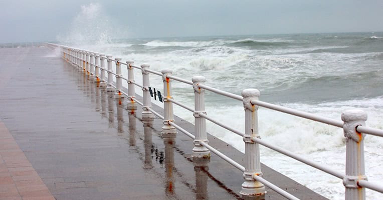 cod galben de vant puternic la constanta 69340c5e9ed6c