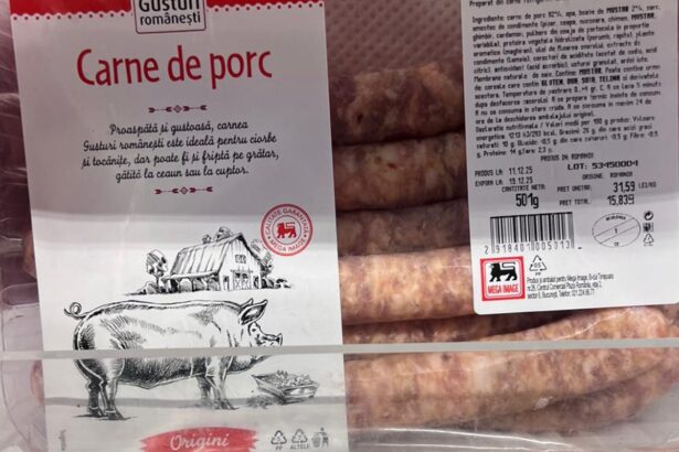 din ce sunt facuti carnatii de porc din mega image de fapt avem eticheta 694b8d8b55ae9