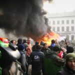 fermierii europeni in razboi cu comisia europeana distrug suveranitatea alimentara europeana o nebunie strategica pentru care vom plati cu totii 69450cd595933