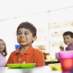 guvernul propune majorarea bugetului pentru masa calda a elevilor programul national masa sanatoasa va continua si in 2026 69470ff88bbda