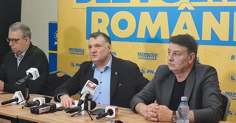 hutuca reactie dupa demisia lui mitroi din fruntea cjc a facut foarte mult bine organizatiei pnl pana zilele trecute inca sper sa isi reconsidere pozitia 6943f34a4fa3e