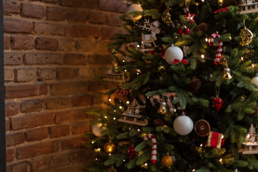 nu impodobi bradul inainte sa citesti asta traditiile si superstitiile care iti aduc noroc si prosperitate de craciun 694aa31320e98