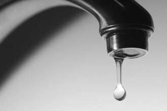 ora 18 30 lucrari in desfasurare pe bulevardul tomis din constanta pentru remedierea unei avarii majore 694b532133784