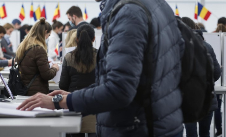 pregatiri finale pentru alegerile locale partiale in dobromir si lumina buletinele de vot predate sub paza video 6934374c6a32b