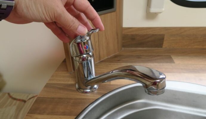 raja avarie majora la o conducta principala de alimentare cu apa din municipiul constanta 694a710f440e3