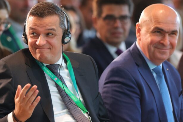 s au certat dar s au luat in brate si s au impacat acord in coalitie se taie cheltuielile publice scade impozitul pe cifra de afaceri creste salariul minim 6942e2a9ecad4