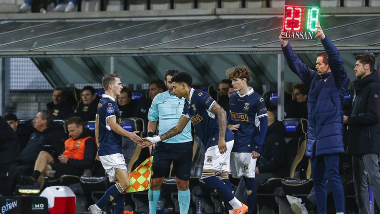 situatie fara precedent in fotbalul olandez go ahead eagles a efectuat 8 schimbari intr un meci 69447cf51460b