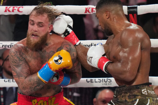 video box anthony joshua l a invins prin ko in runda a sasea pe jake paul la miami fostul youtuber ar putea avea o fractura la maxilar 694af8f8d19b1