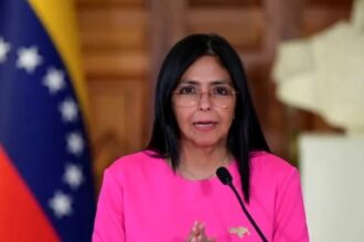 armata a ales o pe vicepresedinta delcy rodriguez noul lider al venezuelei aceasta a inceput deja sa il ameninte pe trump 695aaf56cfdb0