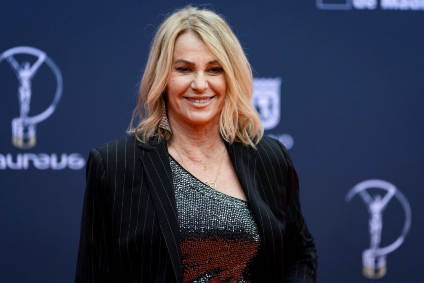 averea fabuloasa a nadiei comaneci in sua cum face bani zeita de la montreal la 64 de ani 696a2cf9b89f9