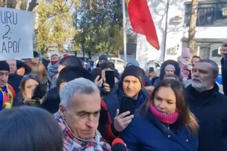 calin georgescu inteleg ca unii oameni tac de frica cer desecretizarea sedintelor csat si a sedintei informale a ccr din ziua de dinaintea anularii alegerilor este bine sa o faceti acum 6970c952013c0