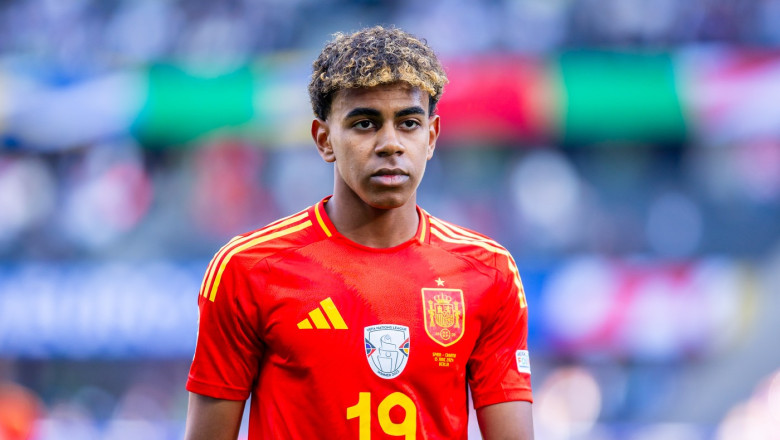 cine este cel mai scump fotbalist din lume valoarea uriasa la care este estimat transferul sau 695f55feb01ae