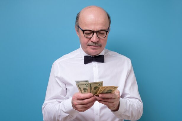 cine va incasa a 13 a pensie cand o primesc pensionarii din romania si cine este eligibil 6960f72bd91ac