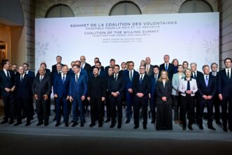 declaratie de intentie la paris pe garantiile de securitate pentru ucraina va fi dislocata o armata europeana pentru protejarea armistitiului nicusor dan nu va 695d606870e6d