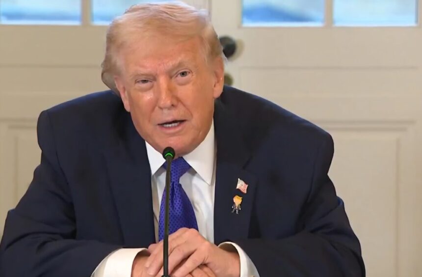 europa ar desfasura forte militare in groenlanda ca sa i descurajeze pe americani trump daca nu vor cu frumosul atunci va fi cu uratul 69628ef79a80d