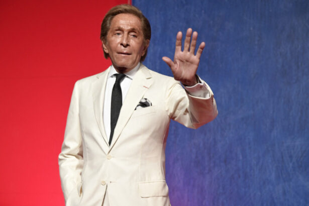 galerie foto valentino garavani ultimul imparat al modei a murit la varsta de 93 de ani 696e6cb025d1b