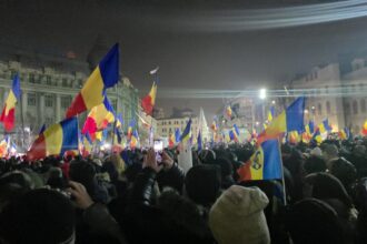 mii de oameni la protestul aur se cere turul 2 inapoi si demisia guvernului bolojan video 69691d25f1e18