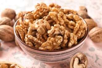 nucile din camara pot fi otravitoare 6 semne ca s au stricat si iti pot face rau 69664689b8175