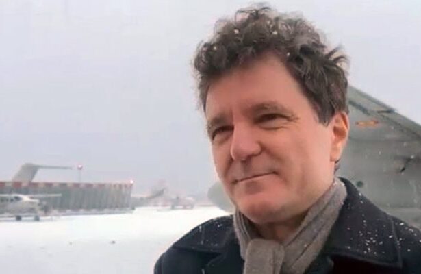 presedintele nicusor dan blocat la paris intoarcerea in tara a fost amanata din cauza vremii 695e2ab310b0e