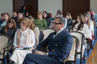 propunerea viceprimarului rasauteanu adoptata in clm creste ajutorul social pentru varstnici programul respect va fi extins 697b6368be55e