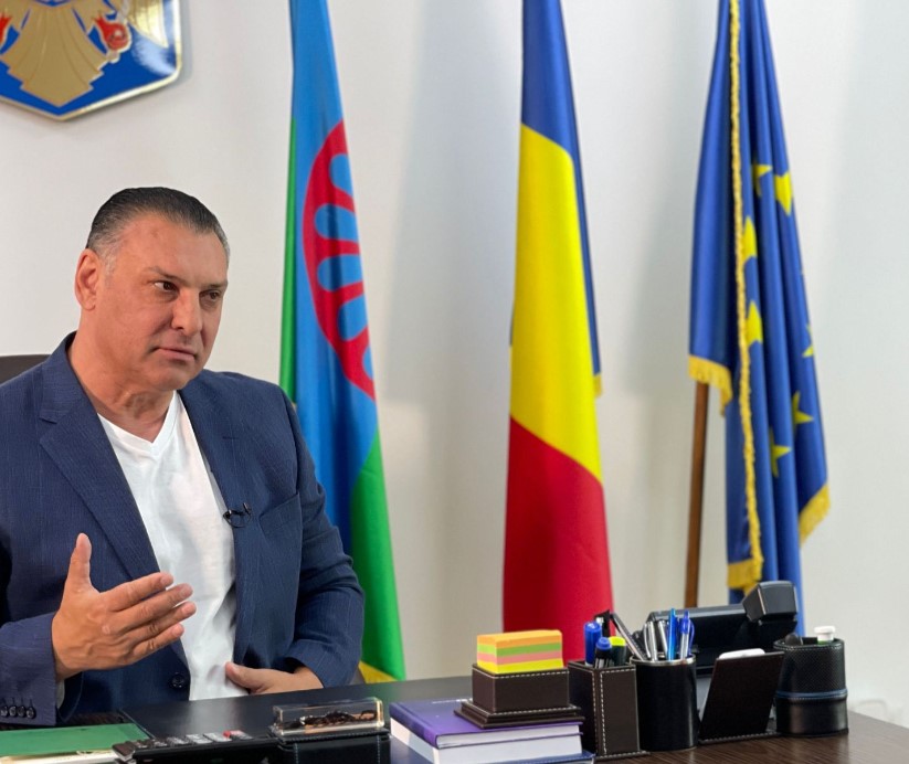 reprezentantul romilor in coalitia de guvernare nu e corect sa creasca taxele pentru romi la fel ca pentru romani 696f44b264b7a