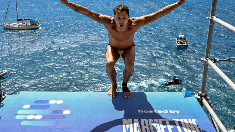 romanul constantin popovici a fost desemnat cel mai bun sportiv din europa in 2025 la sarituri in apa de la mare inaltime 697be1c3a6b6e