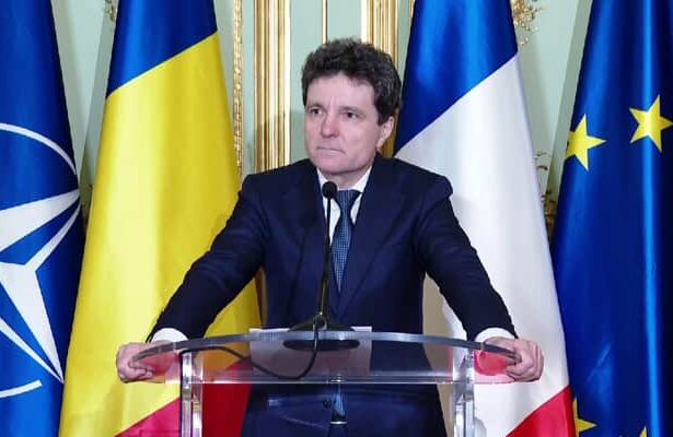 sincronizare contestatiile avocatei aur impotriva a doi judecatori constitutionali fixate in aceeasi zi cu termenul in care ccr judeca pensiile magistratilor 695e5435d98bb
