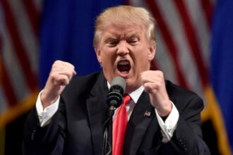 trump apel catre revolutionarii din iran preluati controlul institutiilor ajutorul e pe drum 6966882782a77