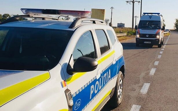 un autoturism a intrat in parapet pe dn22 in curba de la tasaul spre constanta 695a48a0a0aa9