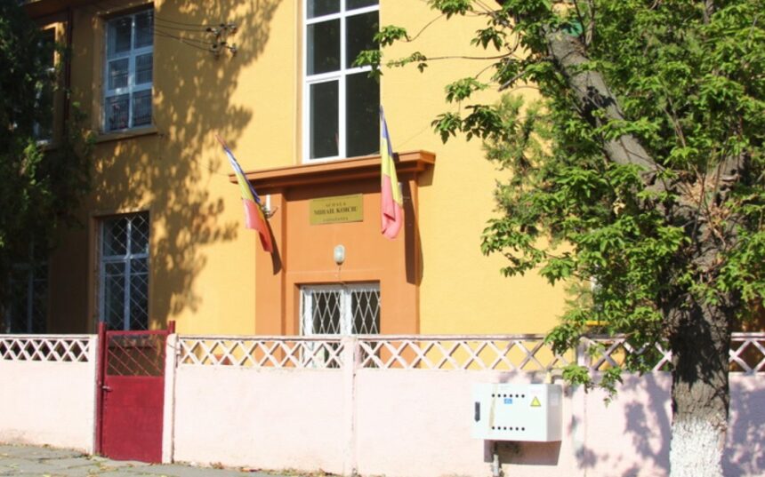 800 de copii de la o scoala si gradinita din constanta lasati in frig din cauza unei facturi neplatite directoarea sustinuta de pnl este nemultumita de o fuziune 6981e39a2e35e