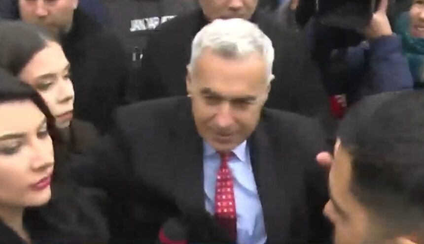 calin georgescu anularea alegerilor a fost brutala violenta si nedemocratica in dreptul celui care este scris pe hartie presedintele romaniei el reprezinta statul paralel 6989c7c102696