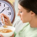 care este ora maxima la care sa mananci ciorba potrivit medicilor si expertilor in nutritie 698ad7dcdf7ac