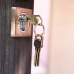 cheile apartamentului tau pot fi un magnet pentru bani trebuie sa le tii in locul potrivit 6985ad9a0acb1