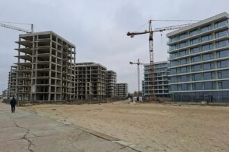 criza fara precedent in industria imobiliara datoriile dezvoltatorilor au depasit 35 de miliarde de lei situatia este critica la constanta 698c6fce920fb