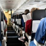 greselile vestimentare care iti pot strica zborul ce sa porti si ce sa eviti cand calatoresti cu avionul 698619b171d5d