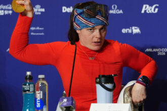 jo 2026 milano cortina sportivii se plang ca medaliile olimpice se rup imediat anuntul organizatorilor 698a5433ad9bf