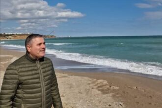 negoi usr litoralul hacuit de smecherasi ce am reclamat ani de zile se confirma constructii ilegale pe tacere si lipsa de transparenta video 698a130057813