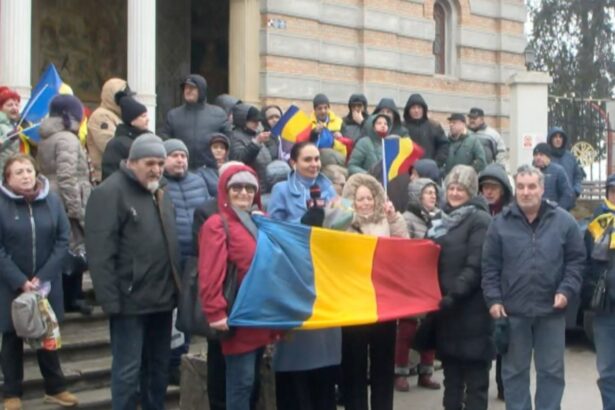 pacuraru aur dobrogea la catedrala arhiepiscopala caline caline constanta e cu tine sa ne rugam pentru calin georgescu 69943c80c67c5