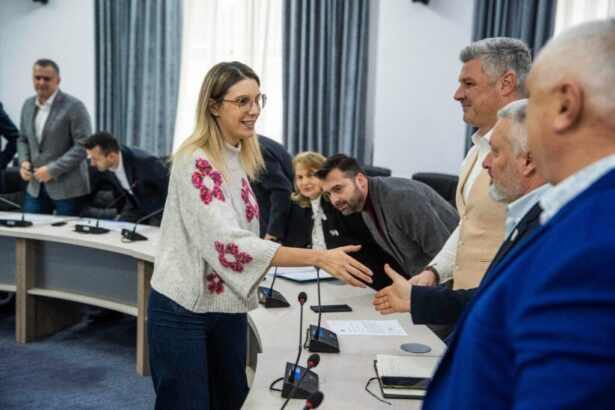 proceduri mai rapide ministra buzoianu promite reducerea cu 40 de zile a evaluarii impactului asupra mediului 6992e6a12671f