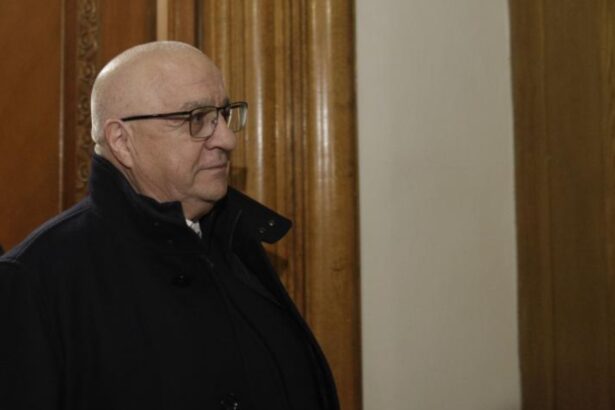 recesiune tehnica la orizont stroe psd avertizeaza asupra riscului major pentru economie sunt cinci luni consecutive de scadere a consumului 6986106b0d7f9