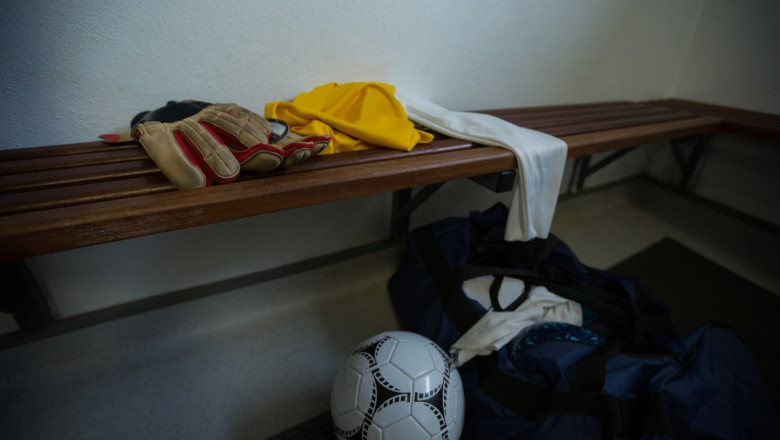 scandal in austria dupa ce un barbat a fost amendat pentru ca a filmat fotbaliste in secret in vestiar este o pedeapsa adecvata 69a190e92fc8b