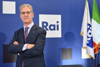 seful departamentului sport de la rai a demisionat dupa gafele facute in timp ce comenta ceremonia de deschidere a jo de iarna 69988ed217fc9