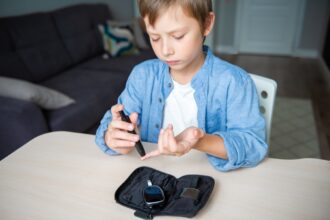 simptomele diabetului de tip 1 pot aparea rapid la copii si bebelusi semnalele de alarma pe care parintii nu trebuie sa le ignore 699d937f7660a