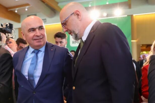 udmr incepe sa si arate coltii kelemen hunor il ameninta pe bolojan cu demiterea daca nu se gandeste si la romani 6988a04e58671