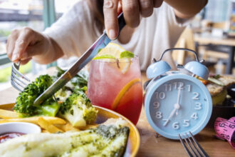 un studiu demonteaza mitul slabirii rapide cu postul intermitent ce spun expertii despre aceasta metoda de a pierde in greutate 6999e4e415262