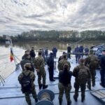 artera comerciala inchisa exercitii militare cu munitie de razboi pe bratul macin de pe dunare 69c118c3d5553