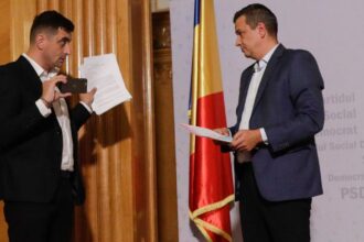aur depune motiune de cenzura in ziua in care psd ameninta ca iese de la guvernare udmr caderea guvernului duce la cresterea deficitului bugetar si la imprumuturi externe mai scumpe 69cba48940f5b
