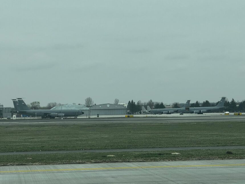 avioanele americane din bulgaria nu au fost mutate sunt peste tot pe aeroportul din sofia 69ca292bc9cfc